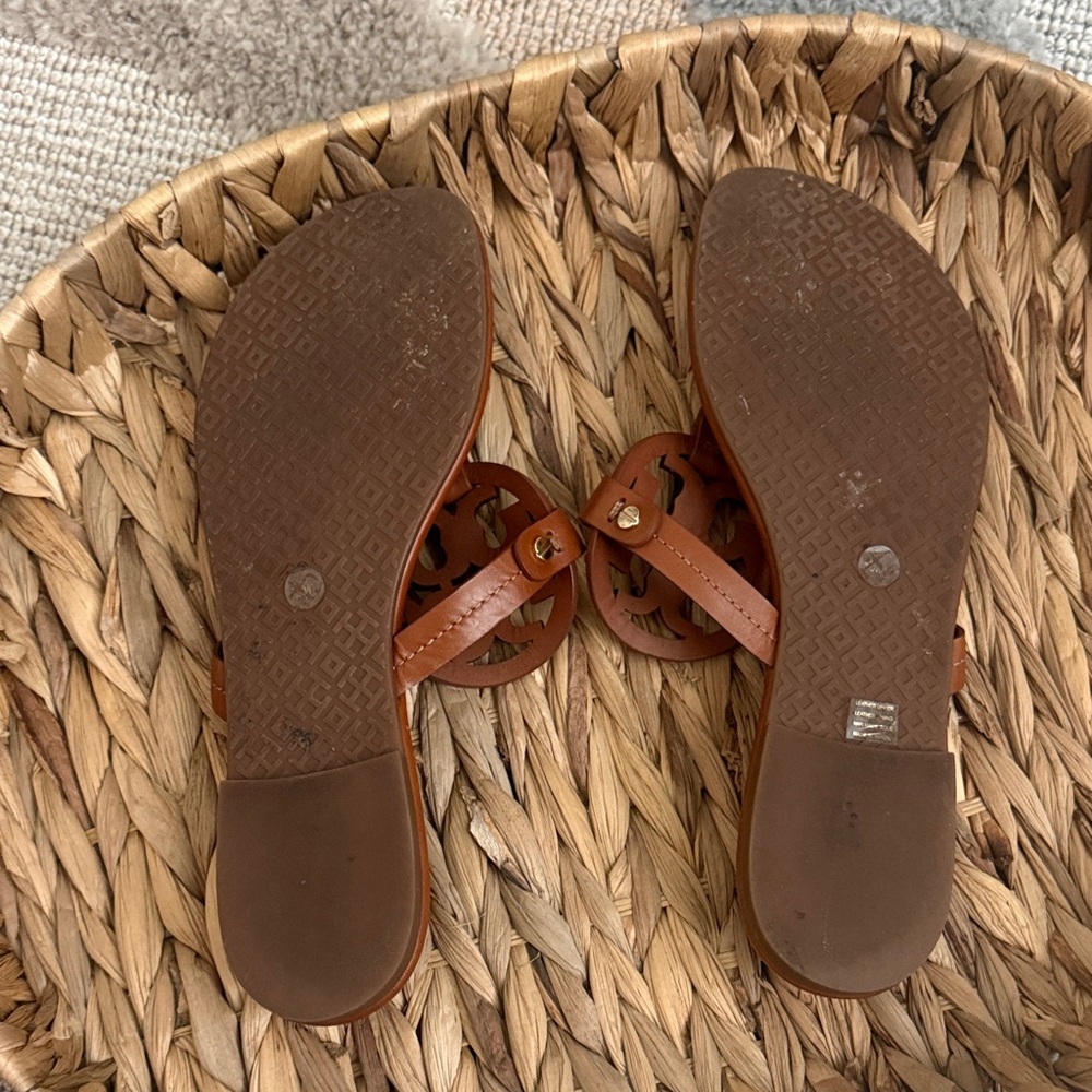 Tory Burch Tan Leather Cutout Sandals - Picture 4 of 7